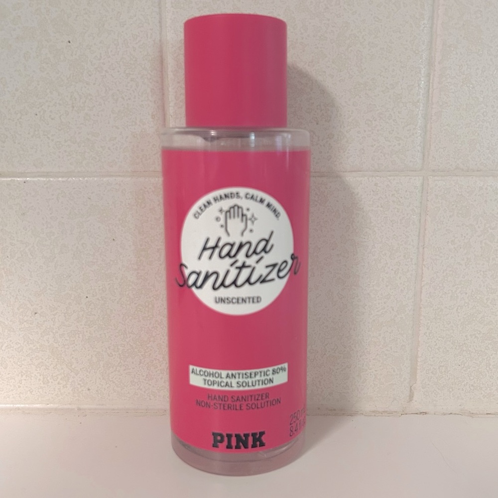 VS Pink Spray Hand Sanitizer Unscented